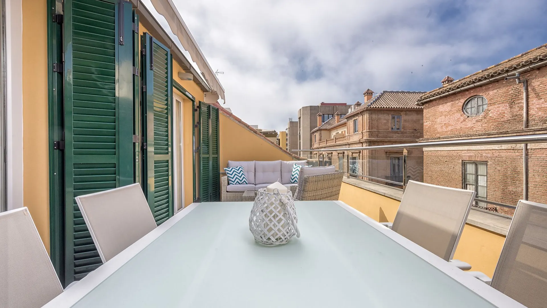 Apartamento San Lorenzo Malaga Apartment